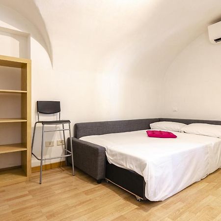 Studio Nel Cuore Della Citta' By Wonderful Italy Bologna Bagian luar foto