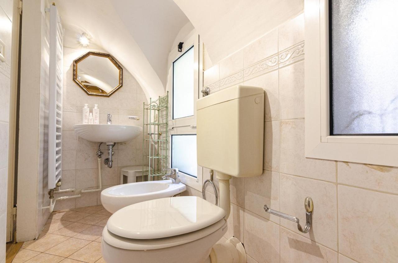 Studio Nel Cuore Della Citta' By Wonderful Italy Bologna Bagian luar foto
