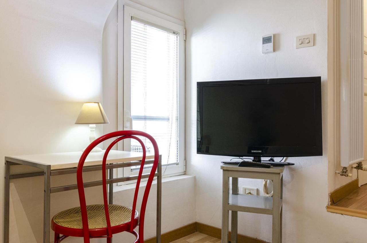 Studio Nel Cuore Della Citta' By Wonderful Italy Bologna Bagian luar foto